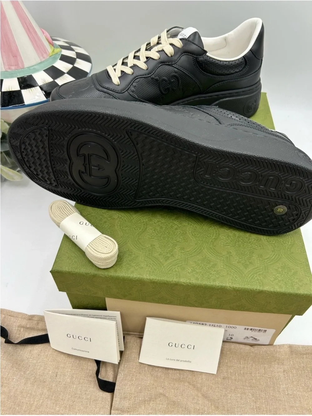 Men’s Gucci GG embossed black leather sneakers size 10 fits 10.5 US made Italy